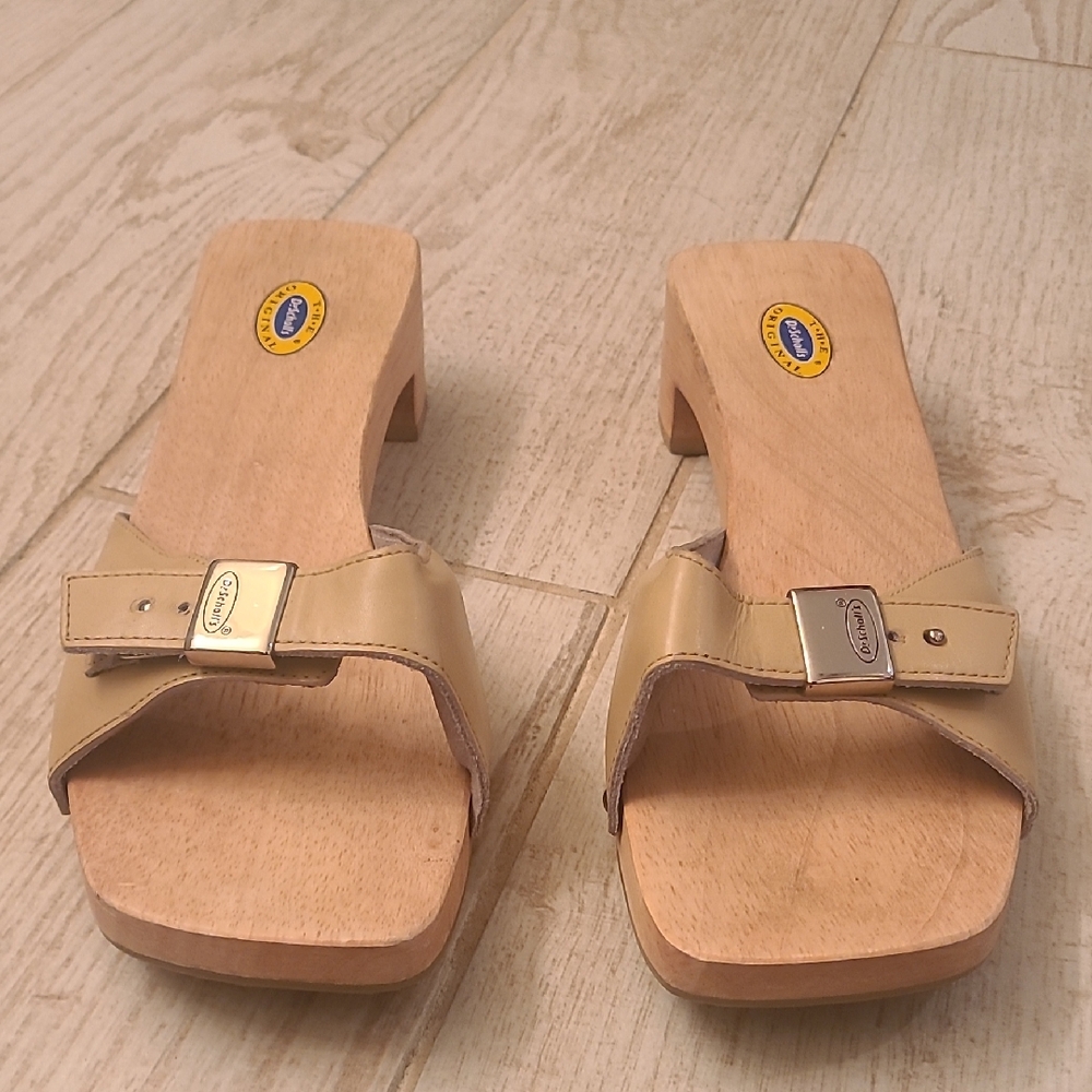 Dr. Scholl's Original Tan Wooden Exercise Sandals In EUC!